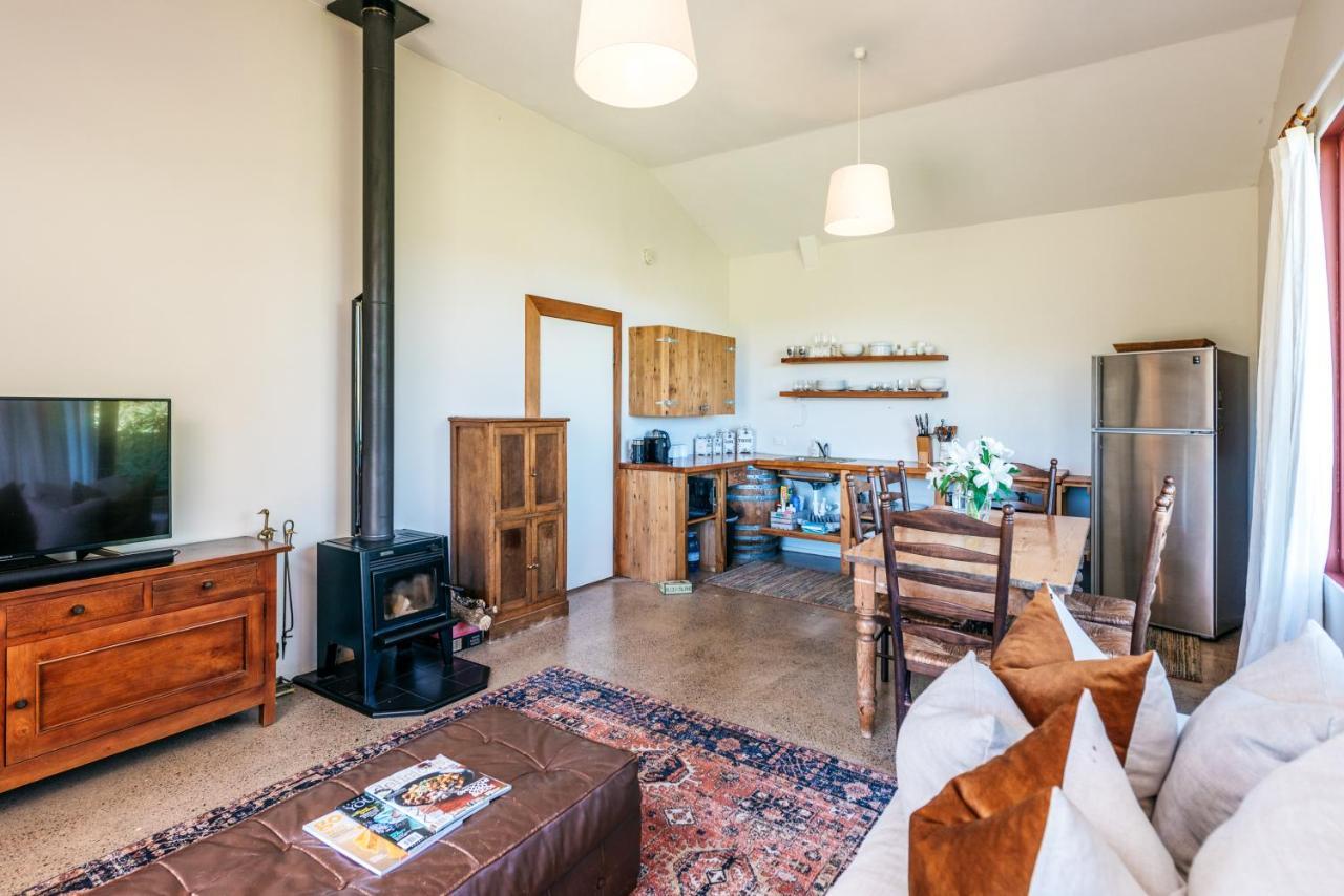 The Vineyard Cottage - Stay Waiheke Onetangi Екстериор снимка